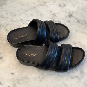 Vionic Women's Triple Strap Black Sandals